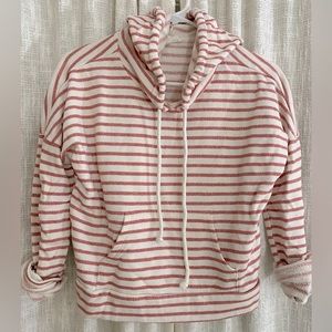 Forever 21 striped cropped hoodie